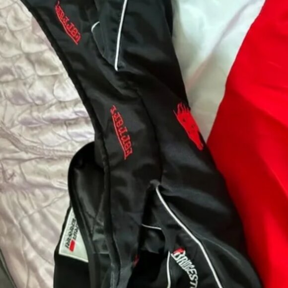 PUMA FERRARI F1 JACKET SIZE LARGE - Picture 4 of 4
